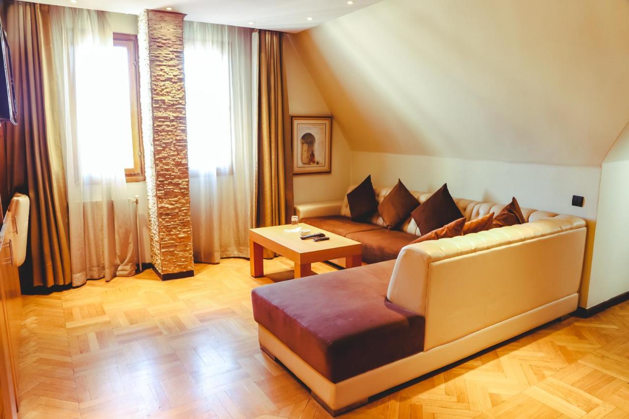 Hotel Perce Neige 이프란 외부 사진