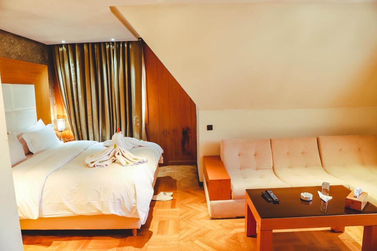 Hotel Perce Neige 이프란 외부 사진